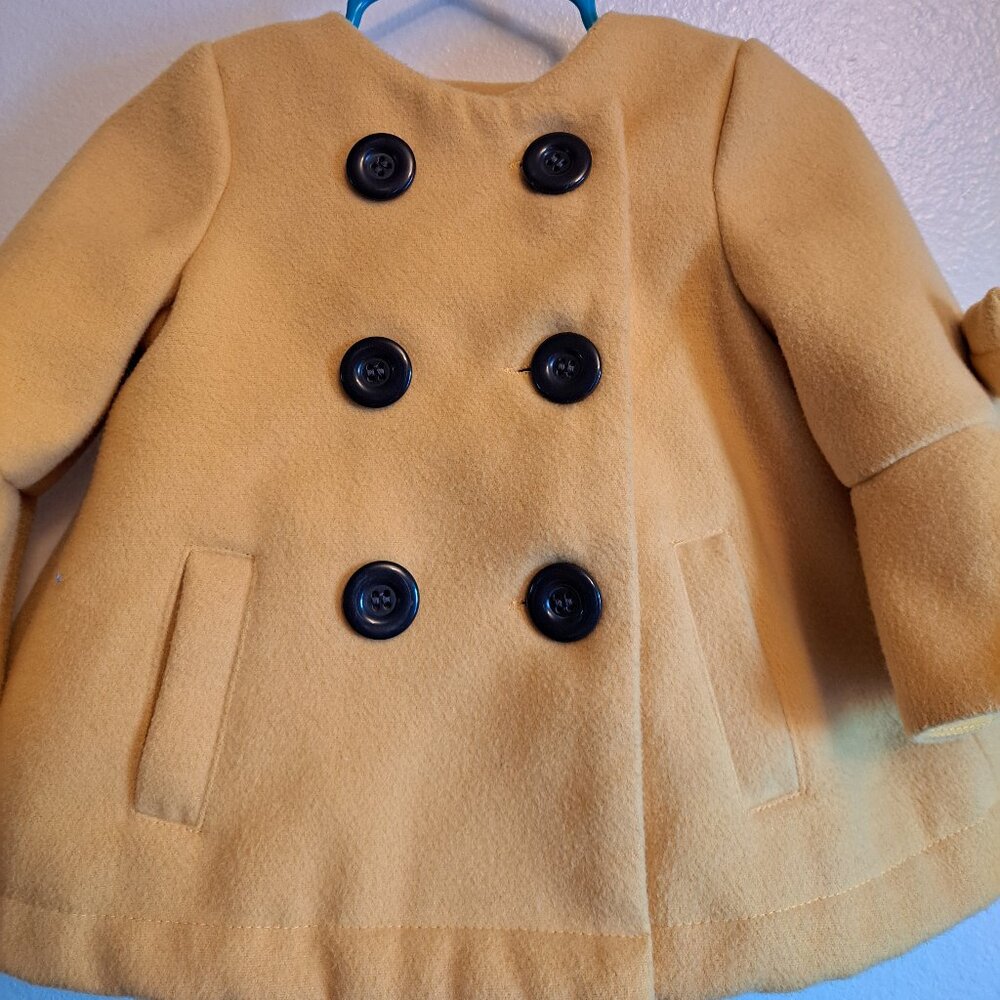 Max Studio Girl's Mustard Yellow Double-Breasted Pea Coat W/Bow Accents 18M - Picture 2 of 8